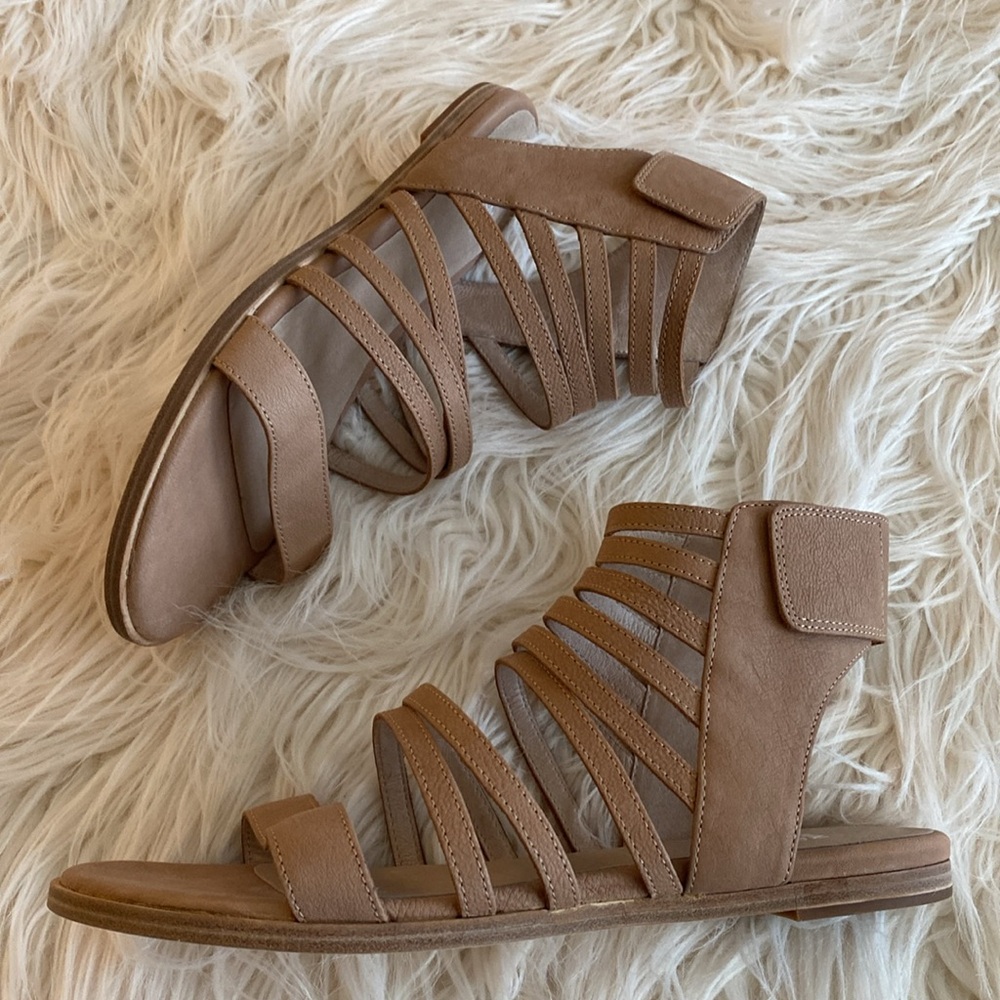 EILEEN FISHER leather straps sandals